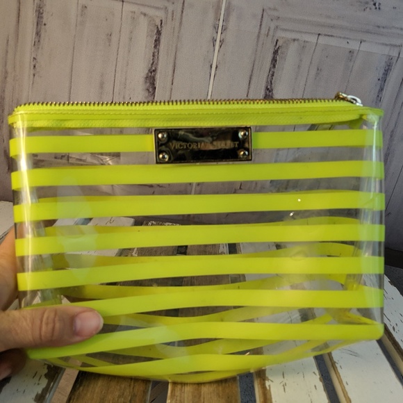 Victoria's Secret Handbags - Victorias Secret handbag bag tote mini makeup plas
